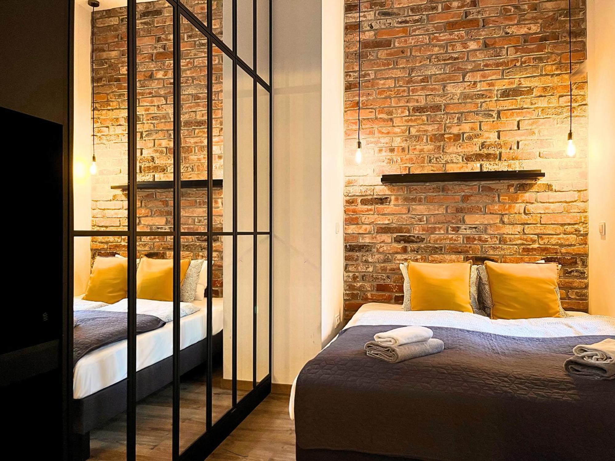Large 75 M2 Apartment For 6 Guests Next To Wawel Castle Krakkó Kültér fotó